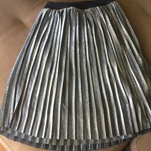 Girls midi length metallic pleated skirt